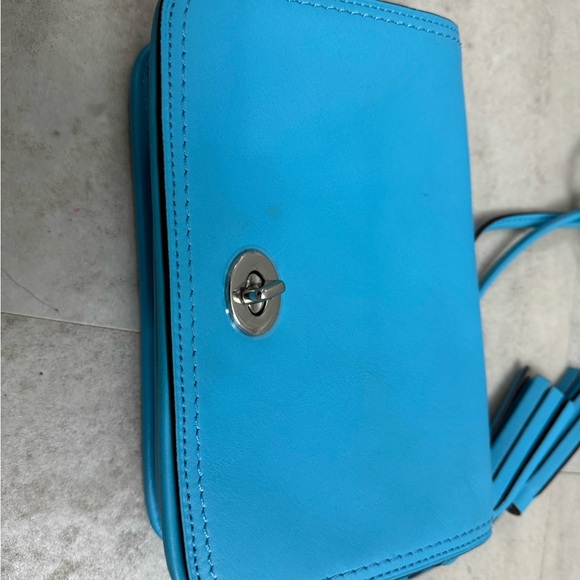 COACH Leather Crossbody Fringe accent bag purse bright blue - Picture 7 of 14